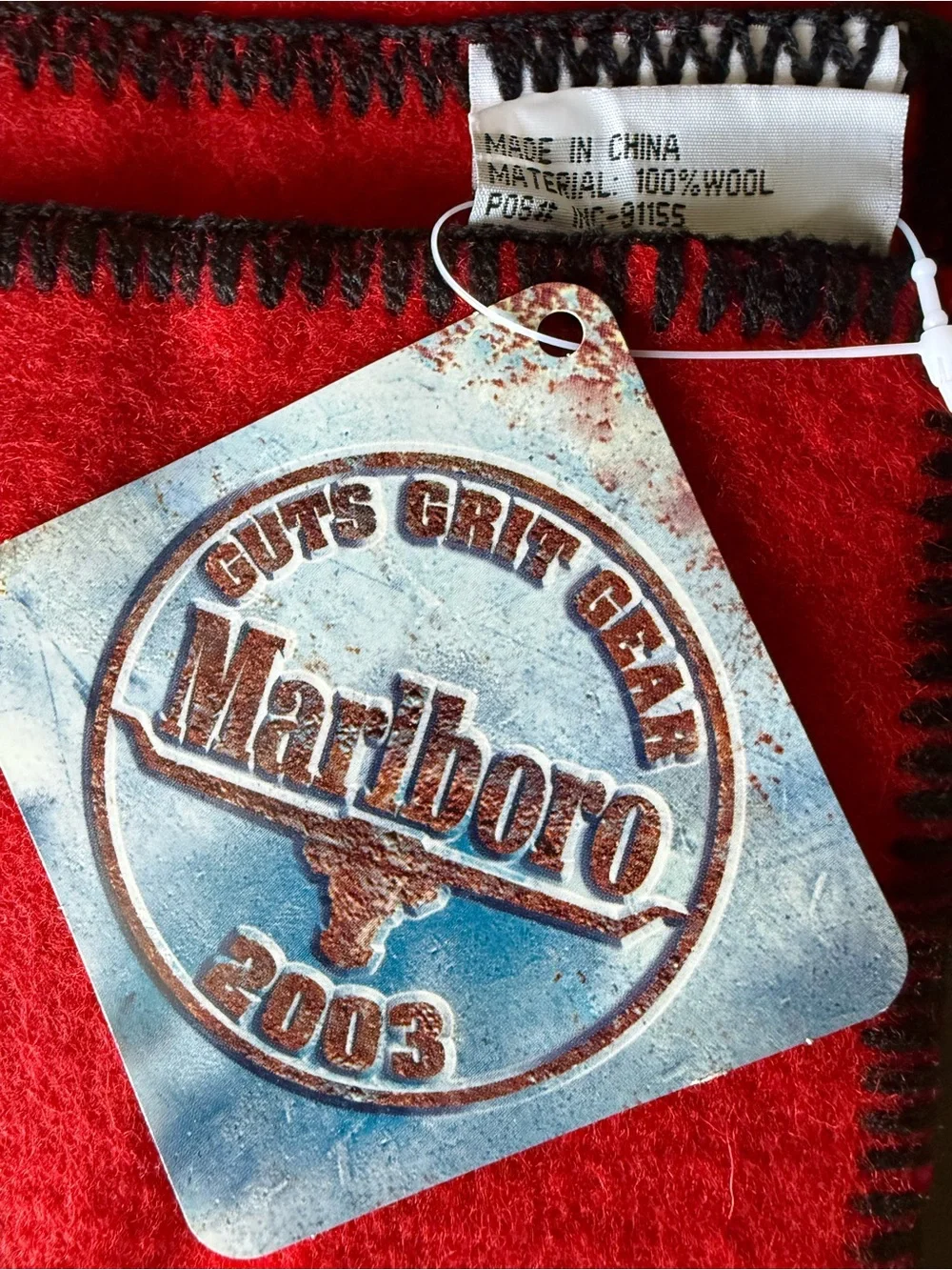 Vintage Marlboro 100% Wool Blanket Red + Black 2003 Classic Cowboy Cigarette NWT